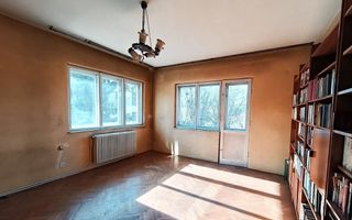 Apartament generos cu 4 camere și garaj inclus, zona Centrala - Poză 3