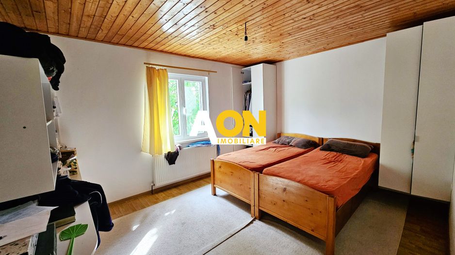 Casa multifunctionala, 6 camere , 700 mp teren, cu utilitati, Ciugud - Poză 8