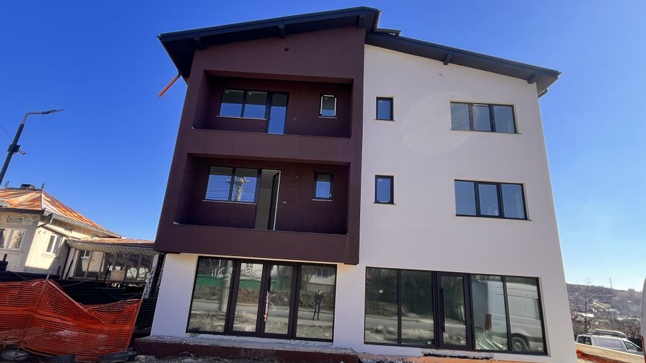 Apartament cu 2 camere   Et 2 I Suceava/BurdujeniI 71.500Euro - Poză 1