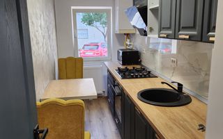 Garsoniera de Inchiriat in Onesti - Poză 2