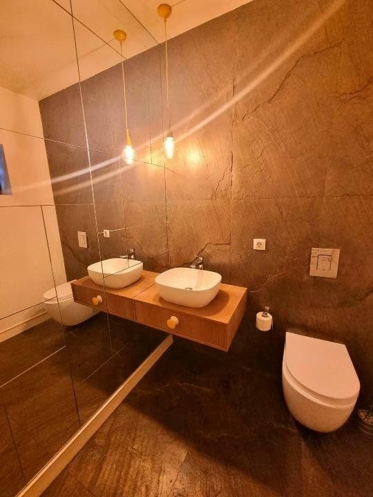 Apartament 6 camere, gradina privata - Poză 15