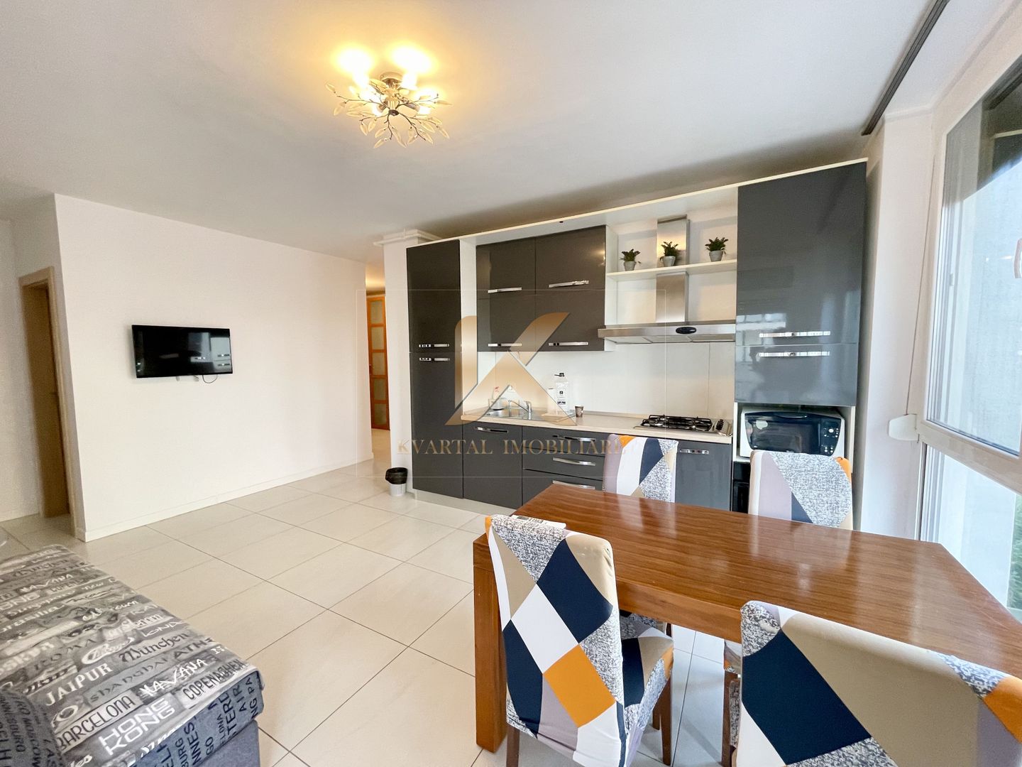 Apartament 3 camere la cheie , 120mp Complex Ared Kaufland! Negociabil - Poză 6