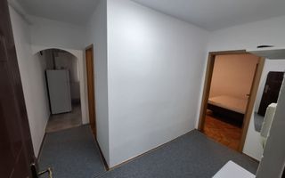Apartament 1 camera decomandat cu centrala proprie, lift - Poză 2