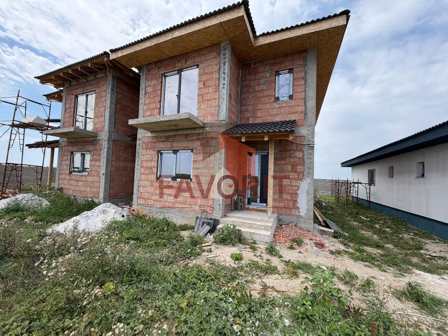 Duplex despartit cam tehnica | 5 camere | Toate utilitatile | 2 bai | - Poză 1