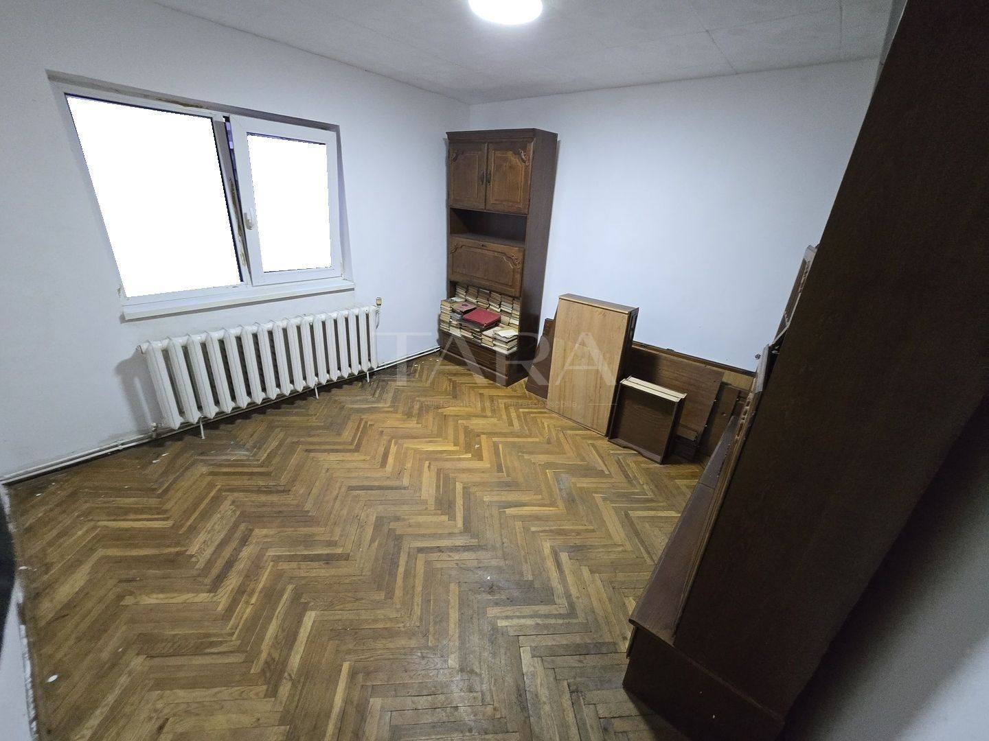 Apartament cu 3 camere decomandat în zona Peny – ideal pentru familie. - Poză 4