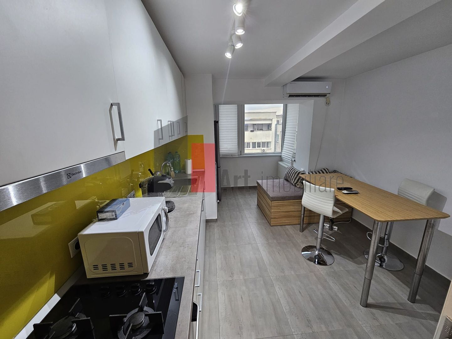 Garsoniera Unirii Timpuri Noi metrou Lux - Poză 4