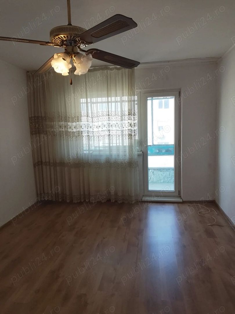 Vand apartament 2 camere zona Gorjului - Poză 7