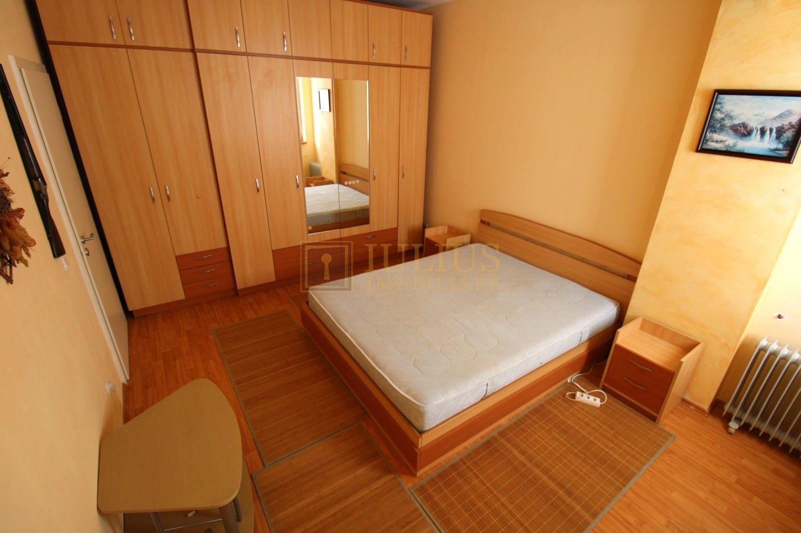 Complex Studentesc, spatios, mobilat si utilat. Centrala proprie si CTRAnaf incl - Poză 1