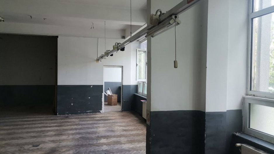 Inchiriere spatiu 100 mp, complex Craiovei, etaj - Poză 4