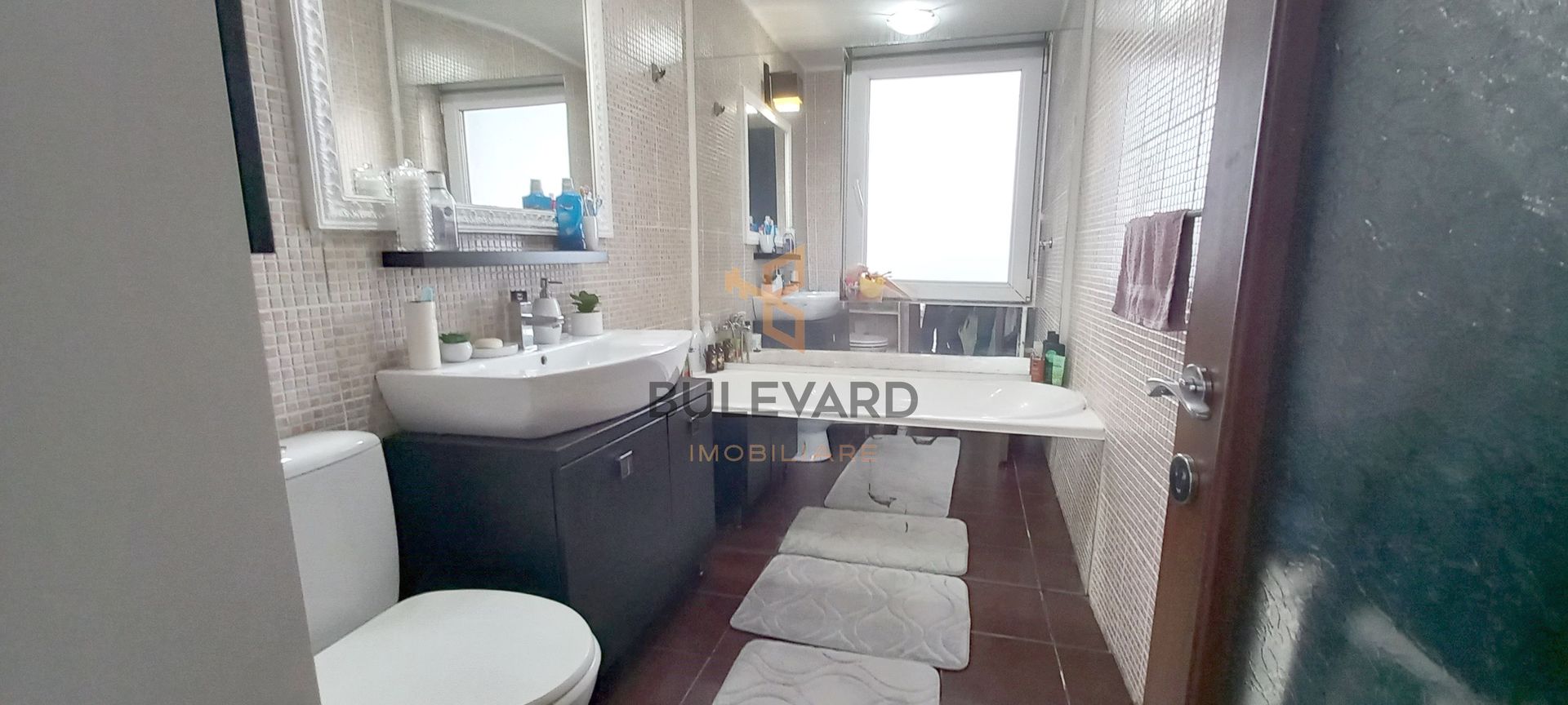 Apartament cu 2 camere, zona strazii Eroilor! - Poză 6