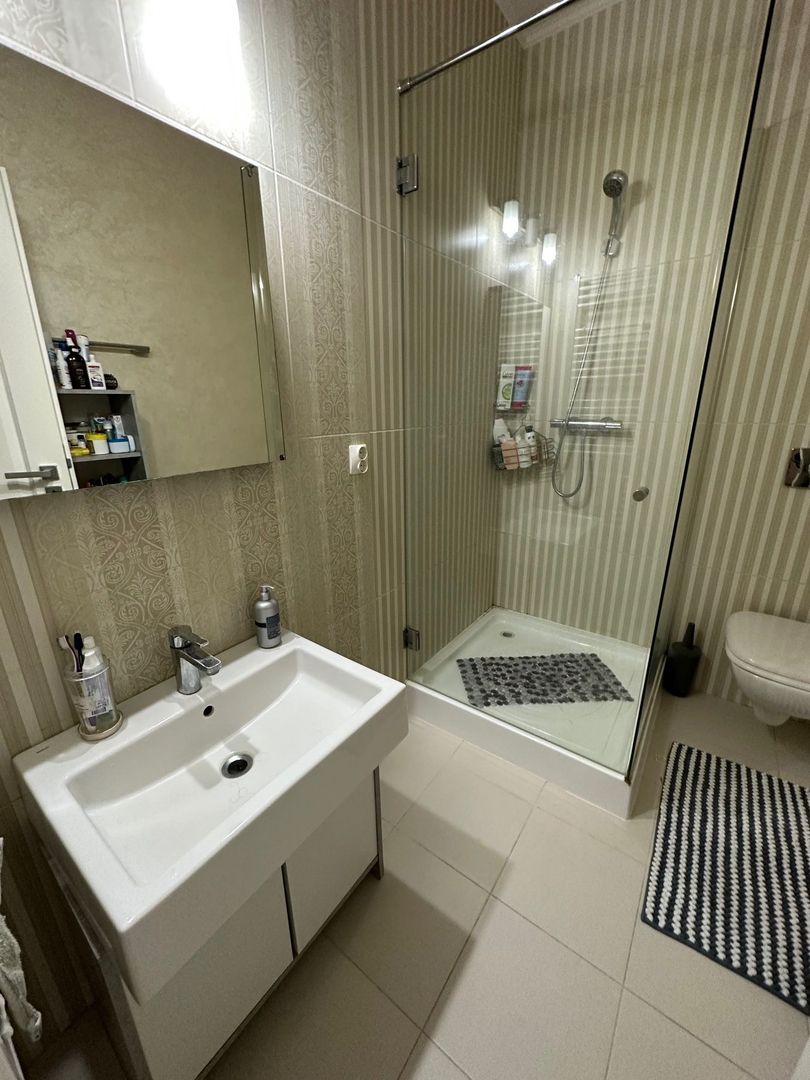 Casa la artera pretabilă Clinica medicala / birouri - Poză 19