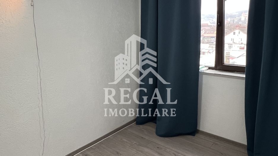 PRET NOU - Cameră de cămin cu baie proprie – Piața Obor etaj 3/4 - Poză 2