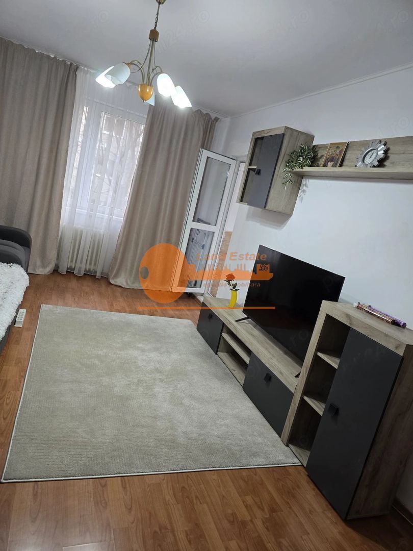 Apartament cu 3 camere la 5 minu de Metrou Apărătorii Patriei - Poză 2