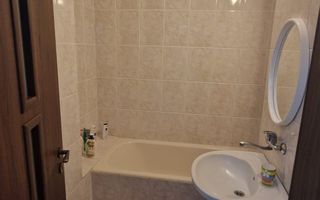 Apartament de Inchiriat 3 camere Zona Stefan cel Mare - Poză 7