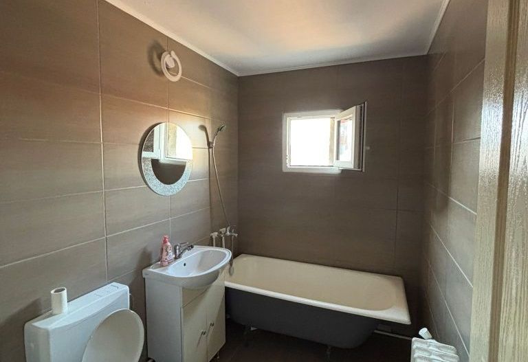 Apartament 2 camere, decomandat | Etaj 2 | Zona Dedeman - Poză 2