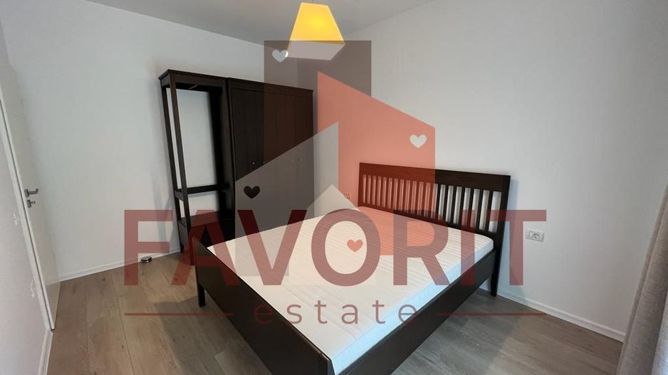 Mobilat si utilat. Vedere la padure. Parcare cu bariera - Poză 9