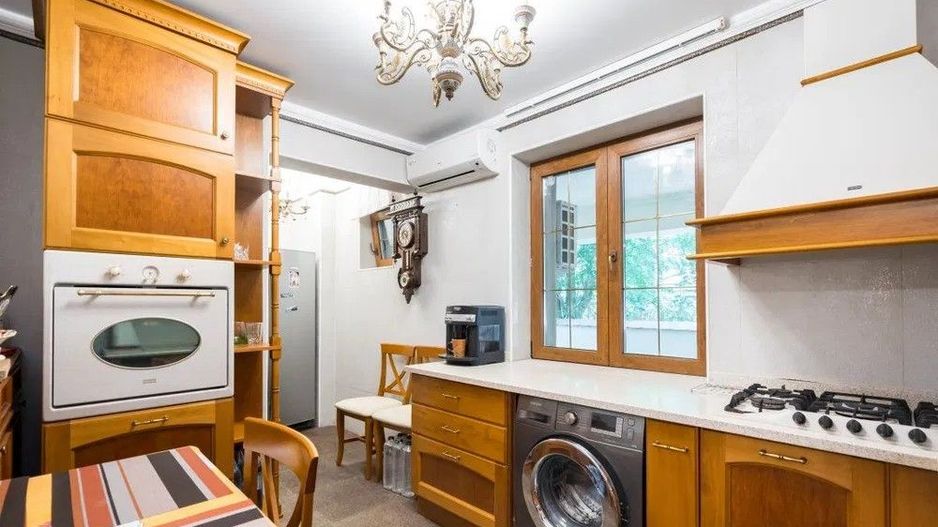 Vila exclusivistă de inchiriat | pe malul lacului Snagov - Poză 12