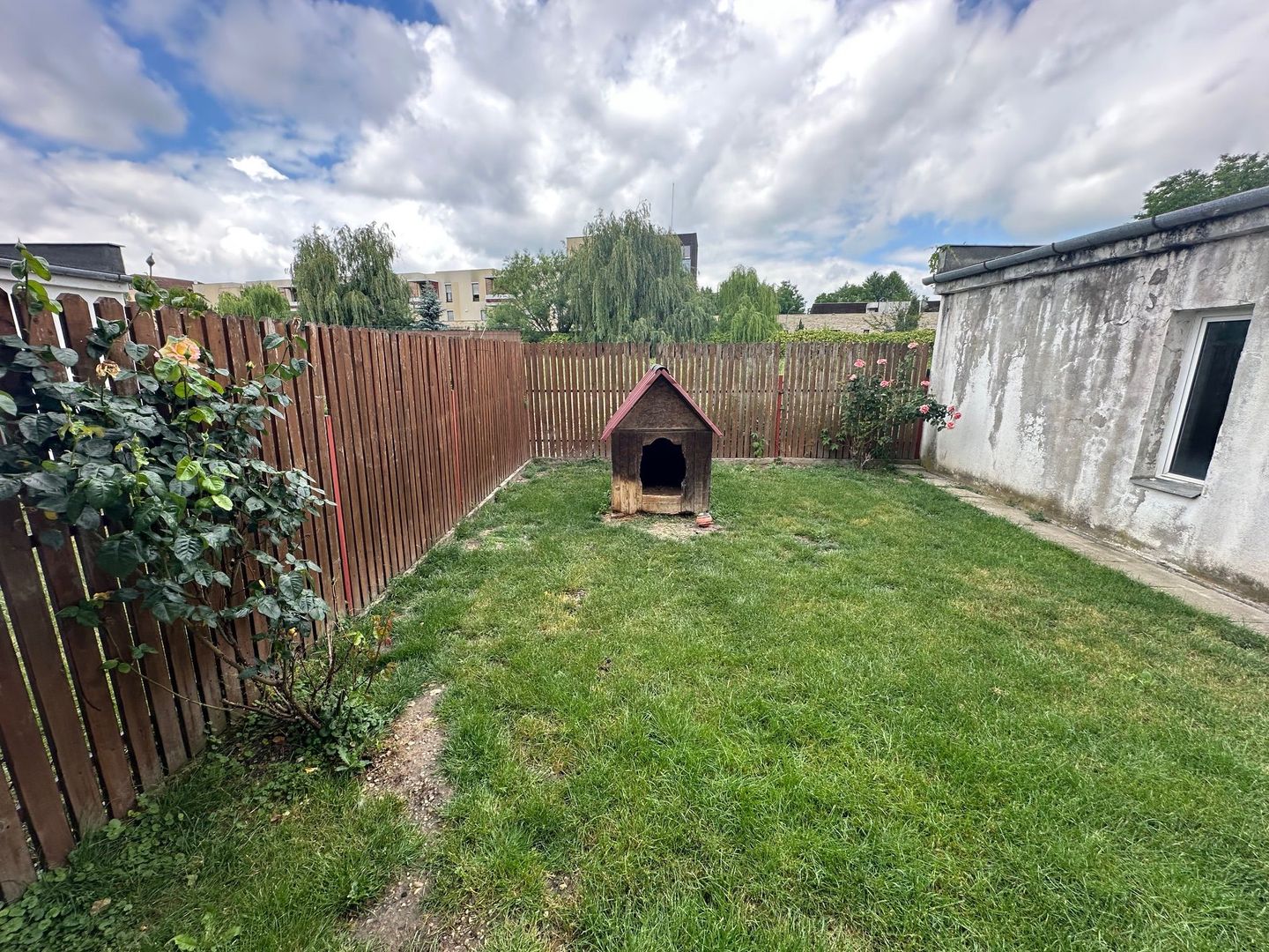 Casă / Vilă cu 5 camere zona Lunei - Poză 43
