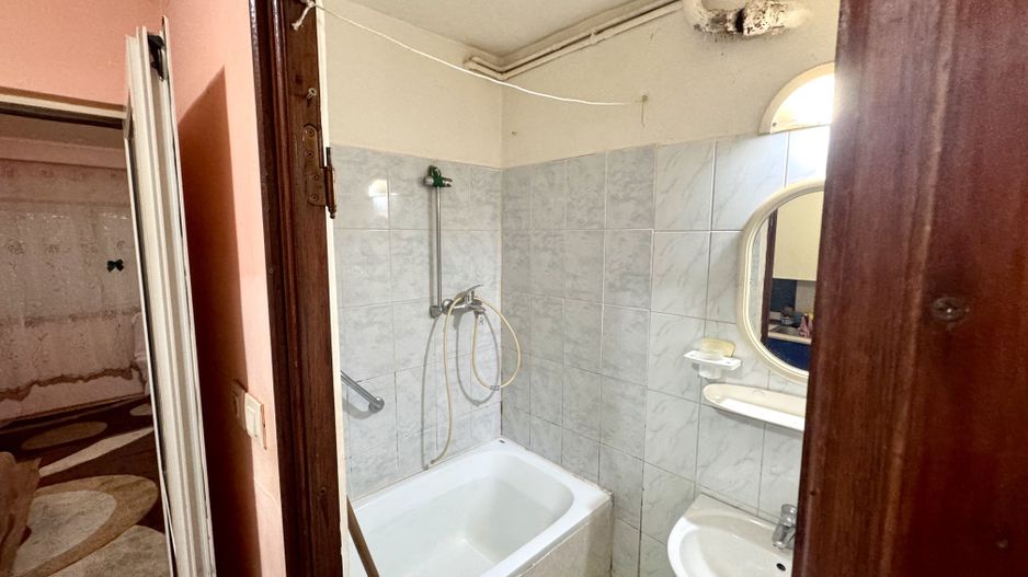 Garsoniera  | Strada Lacramioarei - Poză 4