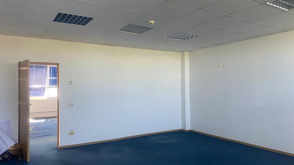 Oportunitate! Inchiriere birouri si spatii de depozitare in Targoviste - Poză 3