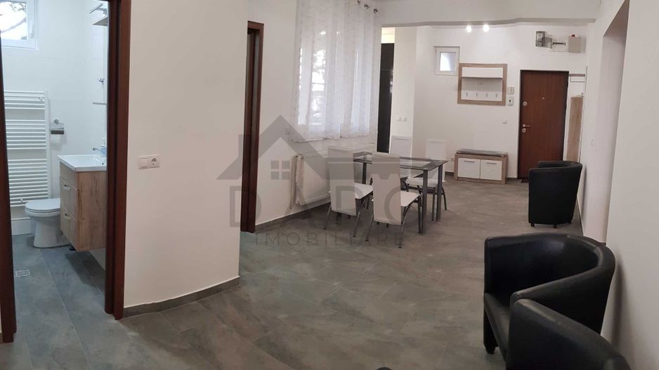 Închiriez apartament 4 camere zona rezidențială - Poză 2