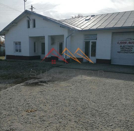 Spatiu de inchiriat, 327mp, curte, 380, CT, parcare, Campina, Prahova - Poză 18