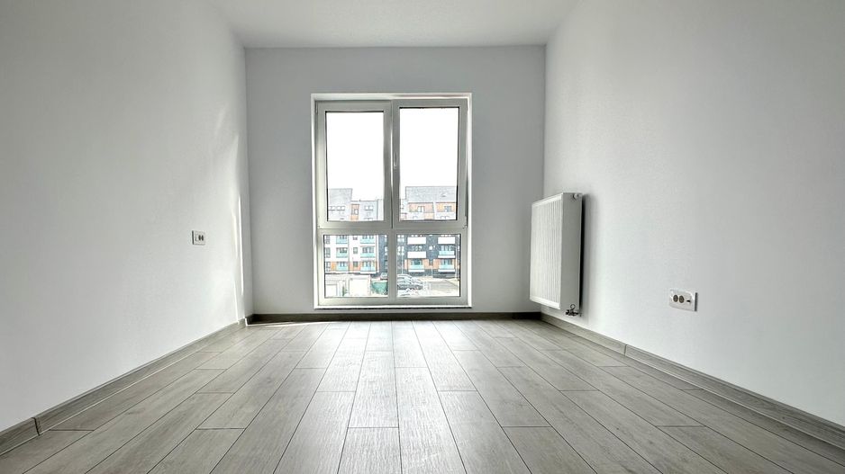 Apartament 3 camere, nemobilat | Parcare  + boxă - Poză 6