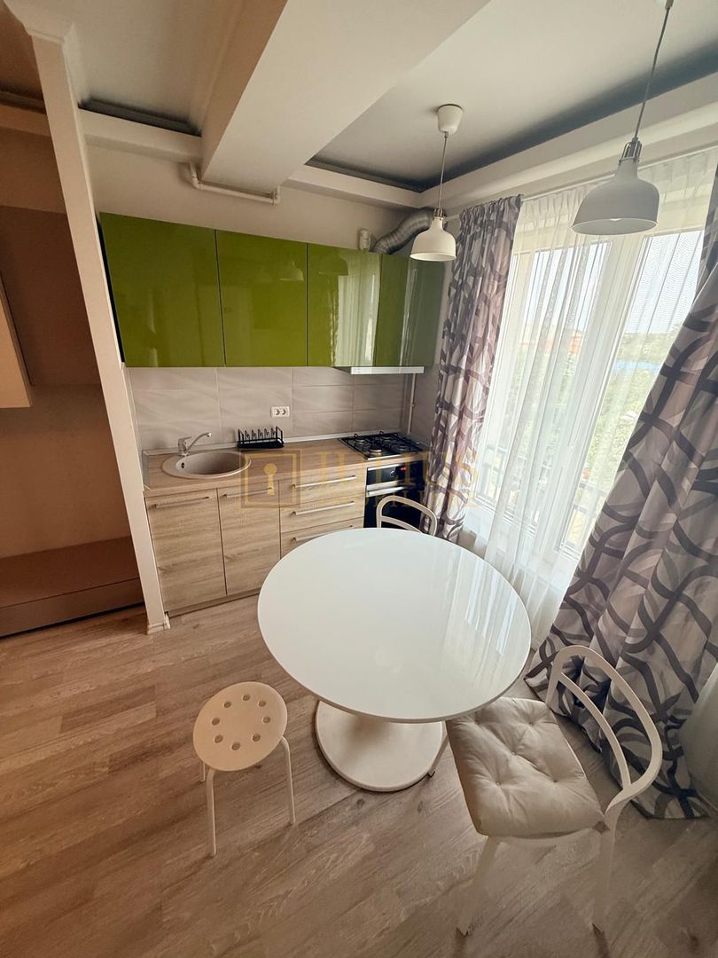 2 camere| loc de parcare cu bariera| apartament frumos| balcon deschis| - Poză 5