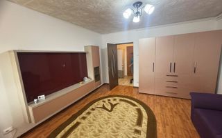 Garsonieră 31 mp-Str. Soarelui-Renovată-Mobilată-Vedere panoramica - Poză 4