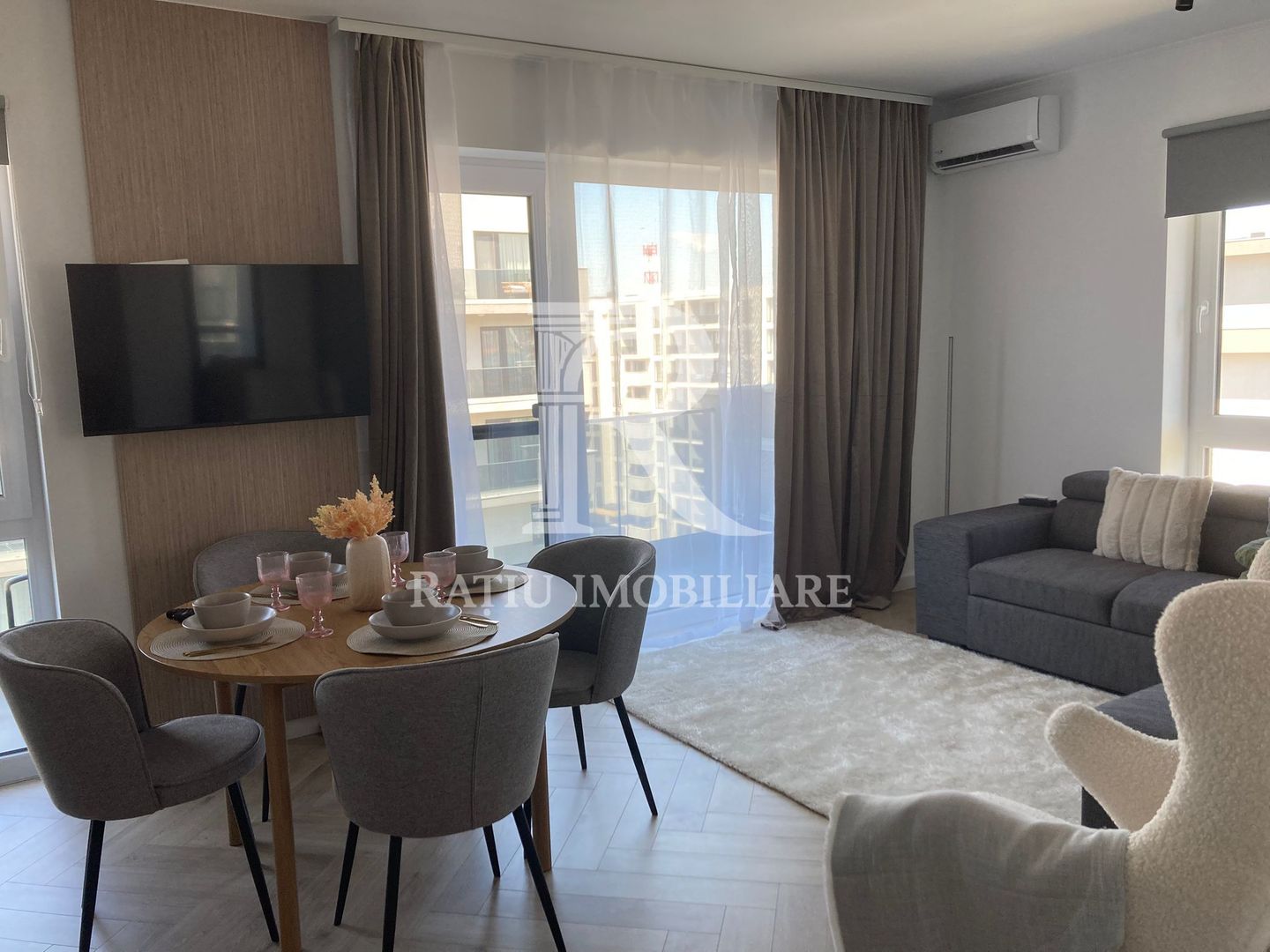 Apartament cu 3 camere | Prima Arena | Oradea - Poză 1