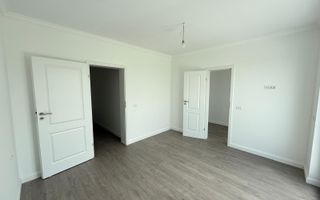 Duplex finalizat despartit prin camera tehnica. 3 dormitoare. 2 balcoane. - Poză 12