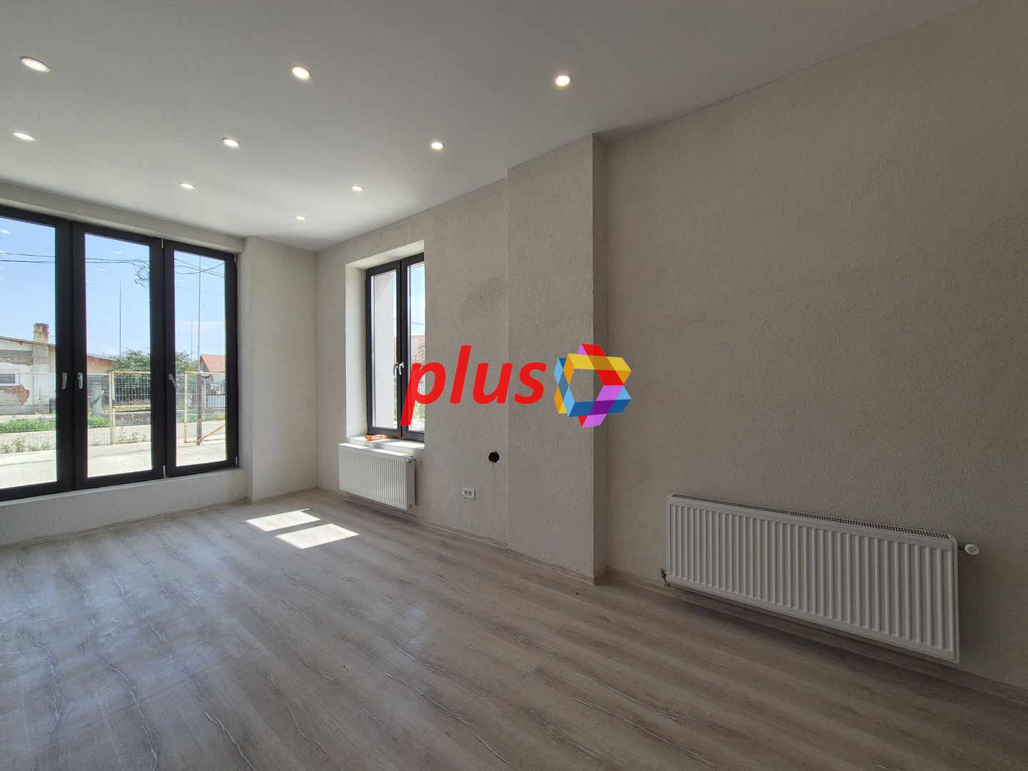 Spatiu industrial- 1240 mp  # plus-imo.ro - Poză 7