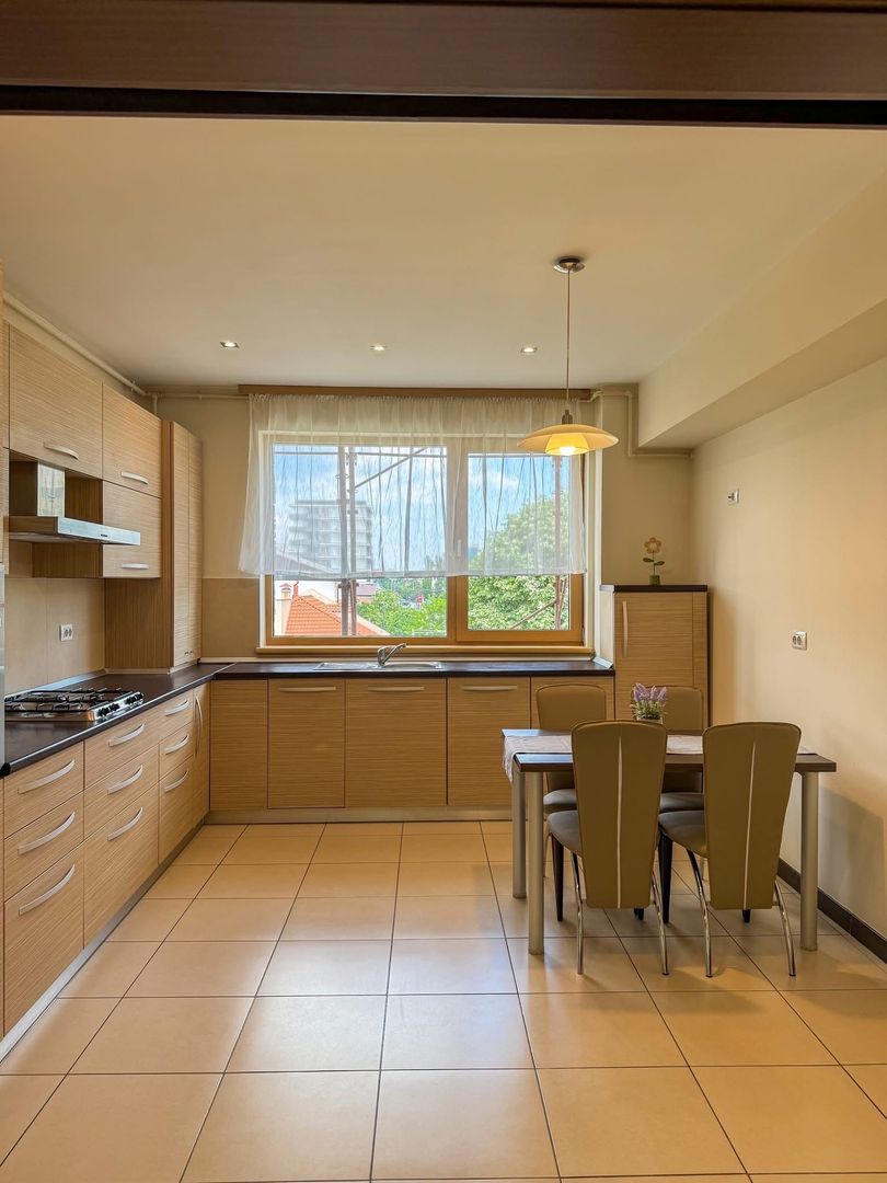 Apartament 3 camere spațios – KM 5, Constanța | Parcare subterană - Poză 5