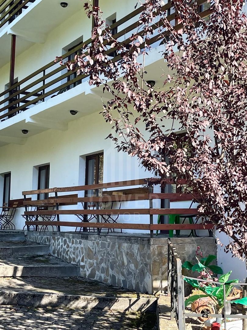 DE VÂNZARE ÎN EXCLUSIVITATE! Pensiune în Curmătura, Sibiu! - Poză 10