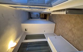 Apartament cu 3 camere în zonă centrală - Poză 3