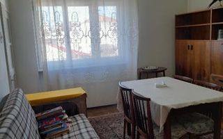 BRASADAS vinde casa cu etaj, 4 camere, central, acces cu masina. - Poză 7
