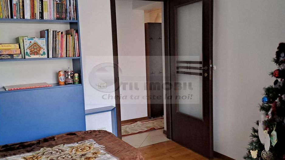 Apartament 4 camere Iasicon - 900 euro - Poză 3