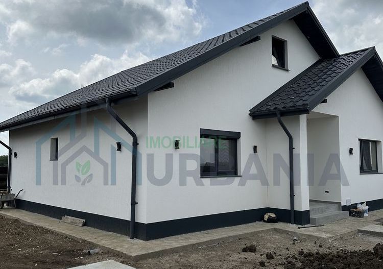 Casă de vânzare în Ciurbești, Miroslava – 4 camere, 85 mp utili, teren 400 mp - Poză 2