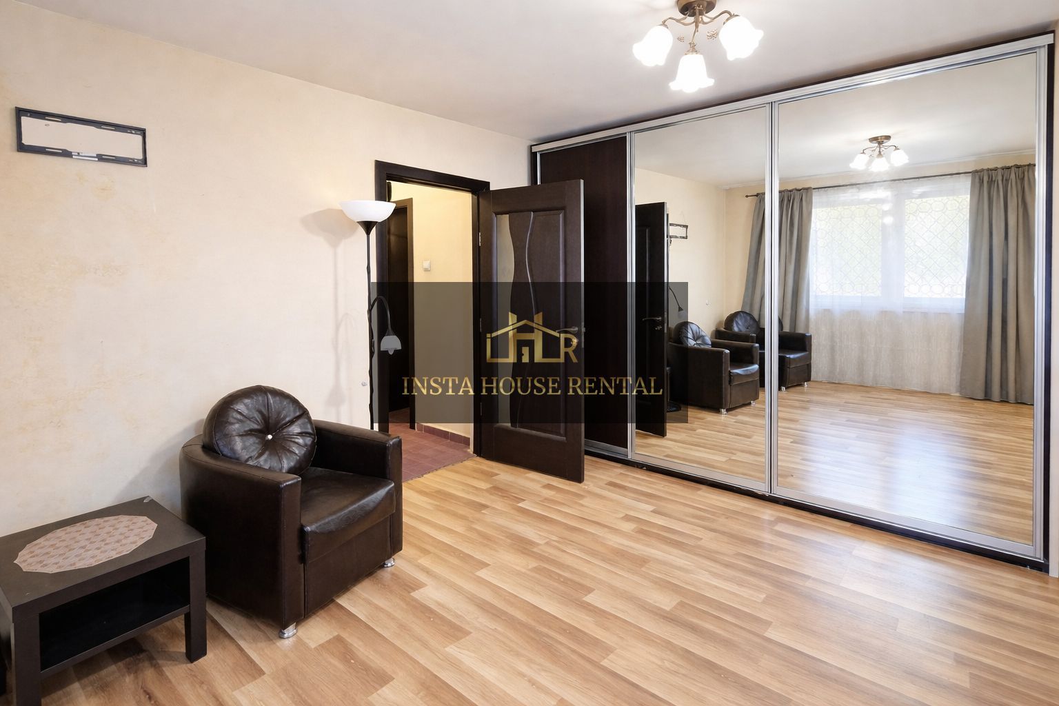 Garsonieră Drumul Taberei *lângă metrou Favorit* - Poză 1