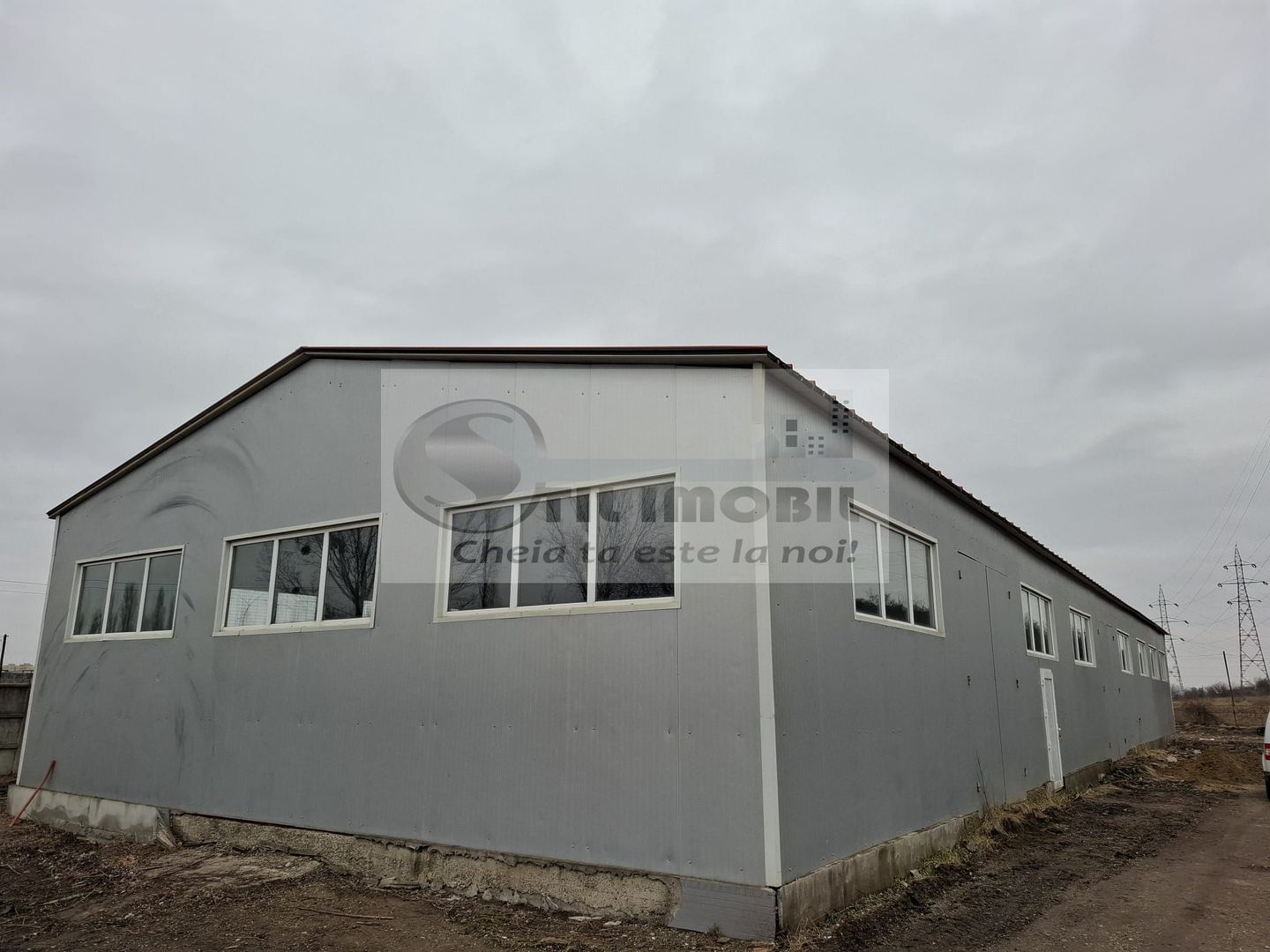 Inchiriez spatiu de prod. sau depozitare pe str. Trei Fantani 700mp - Poză 4