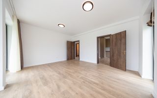Casa individuala 4 camere, teren de 596 mp, partial mobilata, Cristian - Poză 13