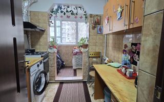 Apartament 2 camere zona Titan decomandat etaj 1 - Poză 2
