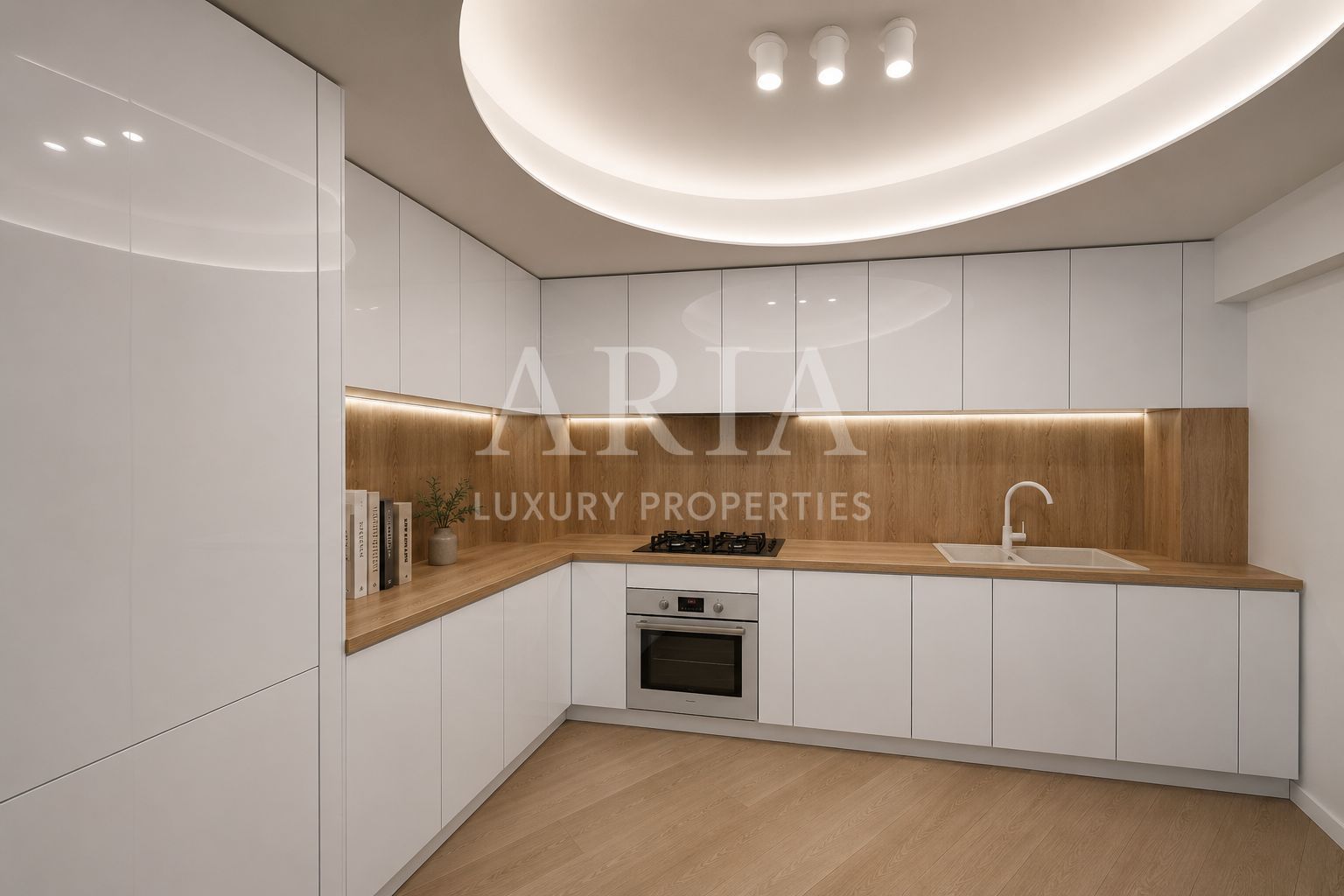 Cortina North | Design Apartment/POOL/SPA/GYM - Poză 4
