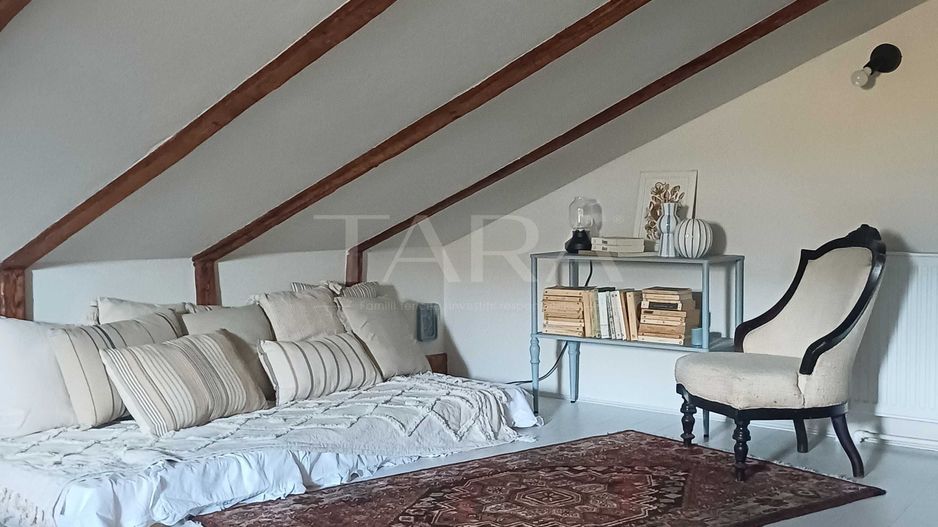 Casă renovată, cu terasă și grădină, în zonă Centrala - Poză 5