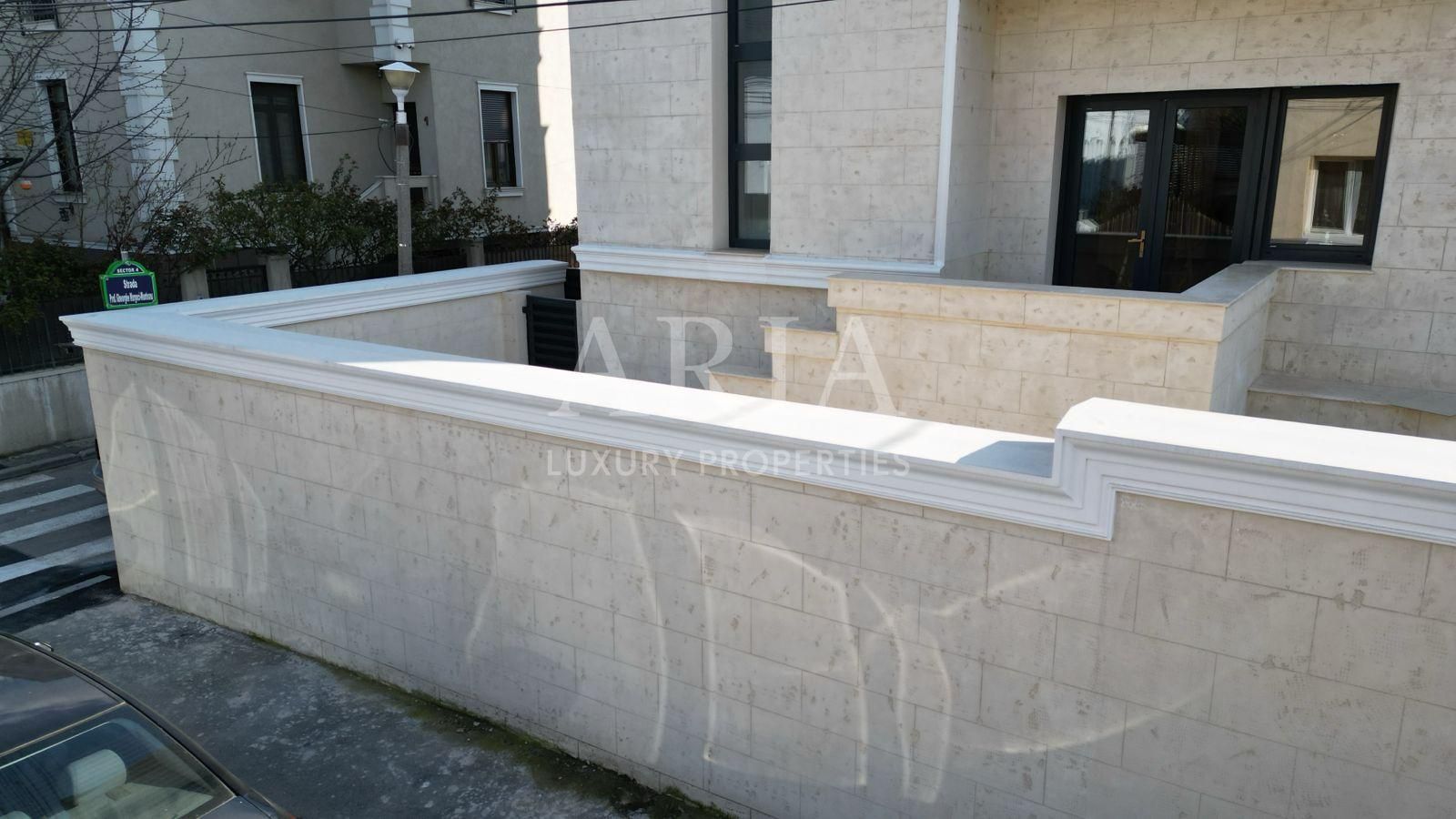 Refined living în centrul istoric al Bucureștiului - Poză 30