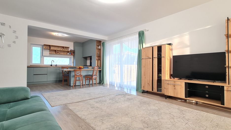 Casa individuala 4 camere mobilata utilata Cartier Izvor Tarlungeni - Poză 1