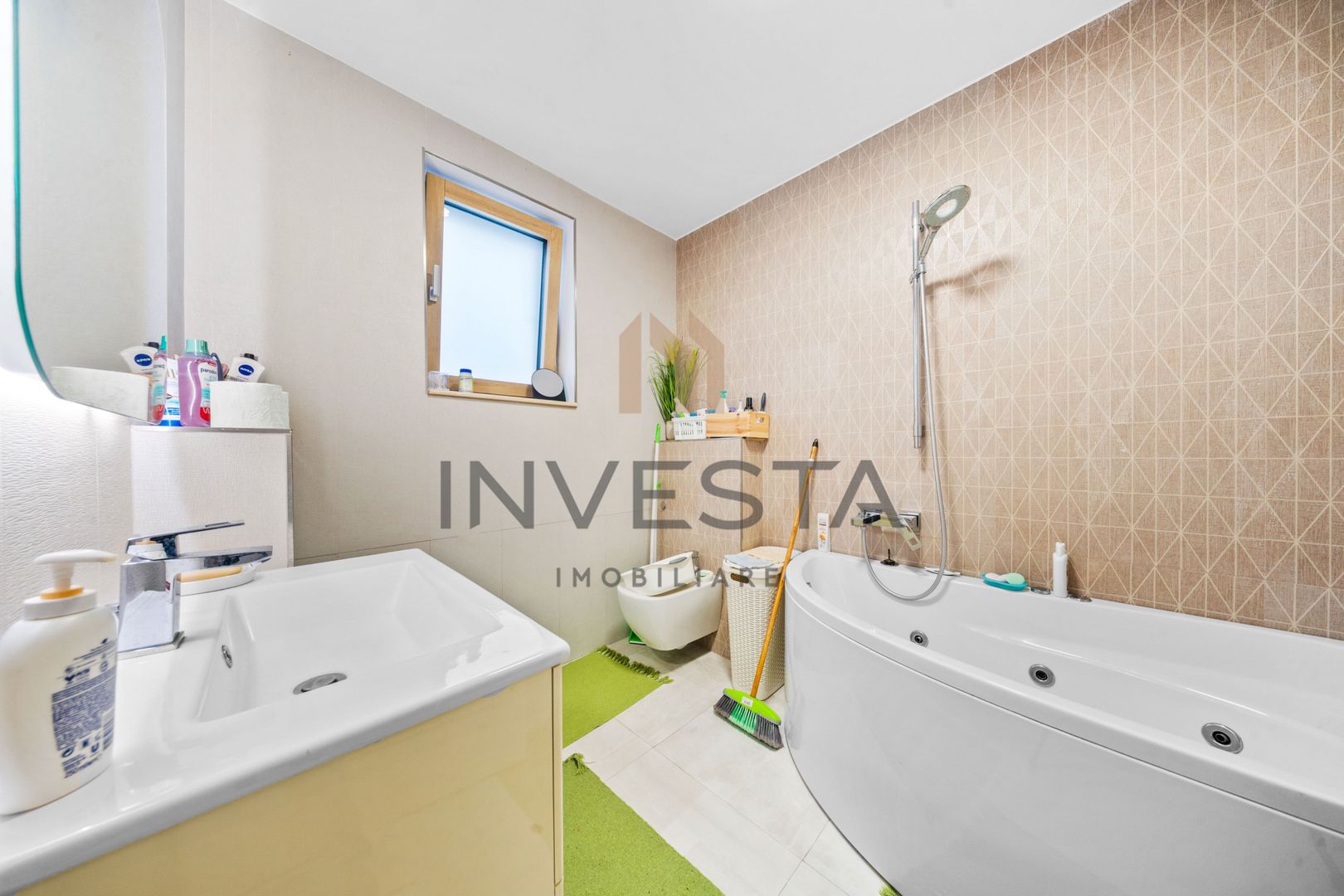 Vila exclusivista cu design elegant si eficienta energetica, Faget - Poză 9