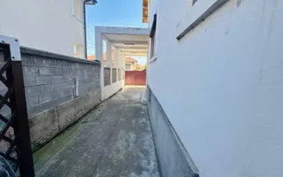 Vilă impunătoare, construcție solidă D+P+E+M, 430 mp – pretabilă pensiune - Poză 14