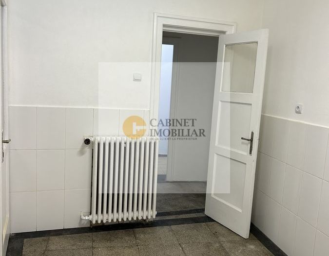 Bd Mihail Kogalniceanu - Facultatea de Drept | 3 camere  | Parter - Poză 8