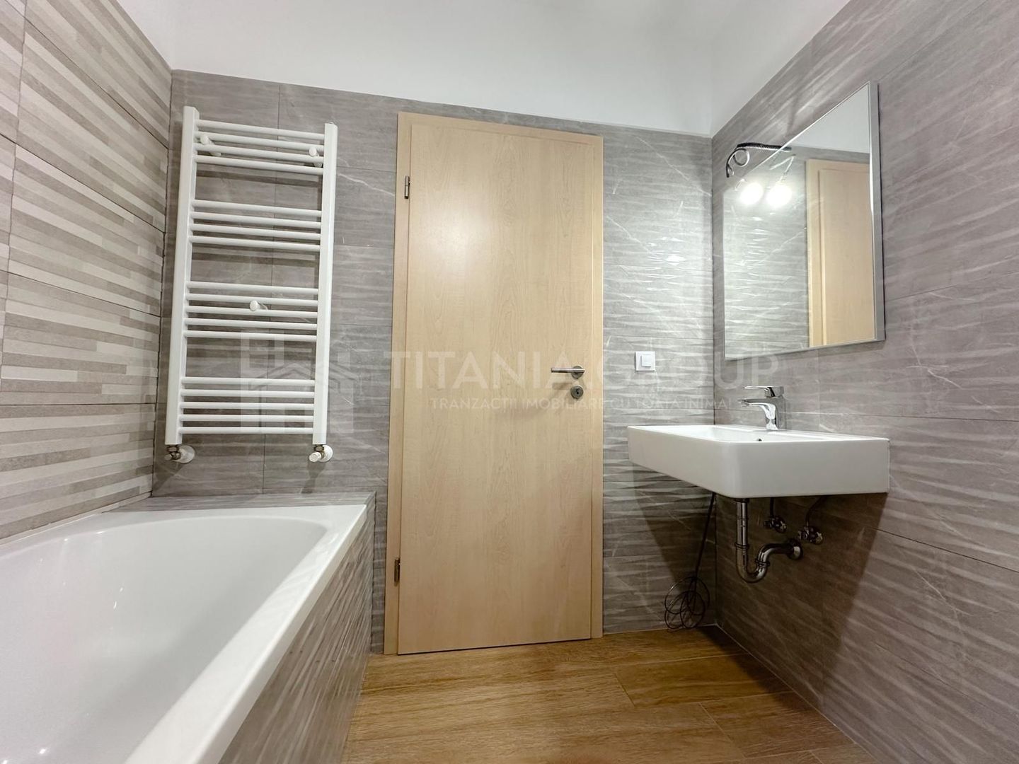 Apartament 2 camere,  decomandat, 2 locuri parcare, Tractorul - Poză 9